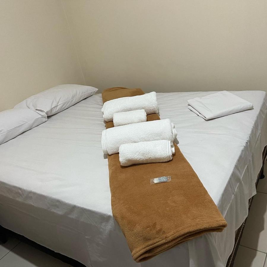 Hostel Girassol Ponte Alta do Tocantins Exterior foto