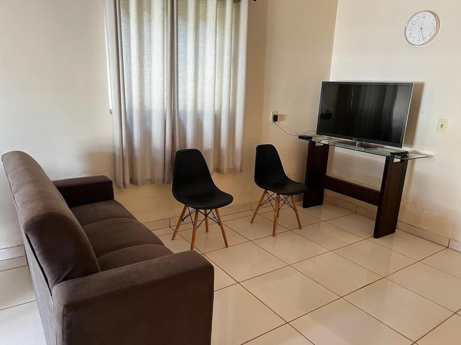 Hostel Girassol Ponte Alta do Tocantins Exterior foto
